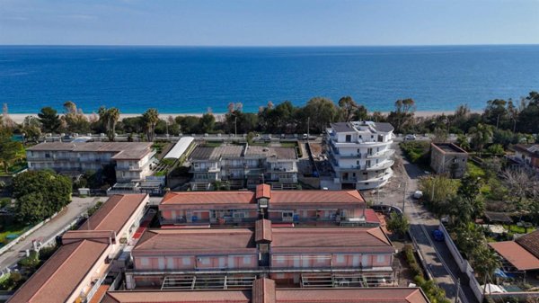 appartamento in vendita a Mascali in zona Fondachello