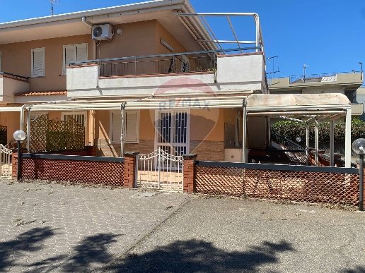 appartamento in vendita a Mascali in zona Fondachello