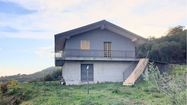 casa indipendente in vendita a Mascali in zona Montargano