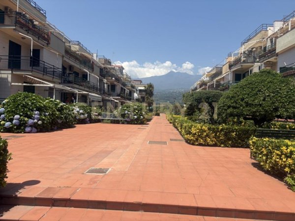 appartamento in vendita a Mascali in zona Sant’Anna