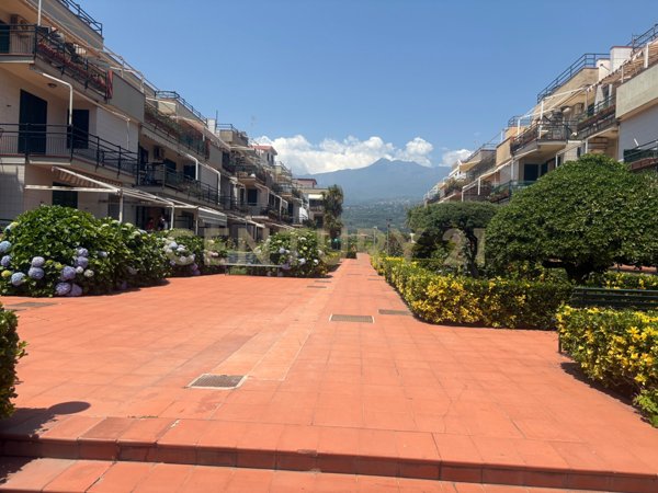appartamento in vendita a Mascali in zona Sant’Anna