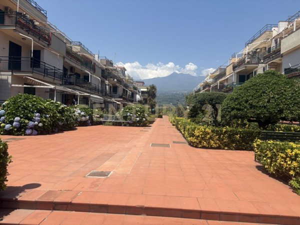 appartamento in vendita a Mascali in zona Sant’Anna