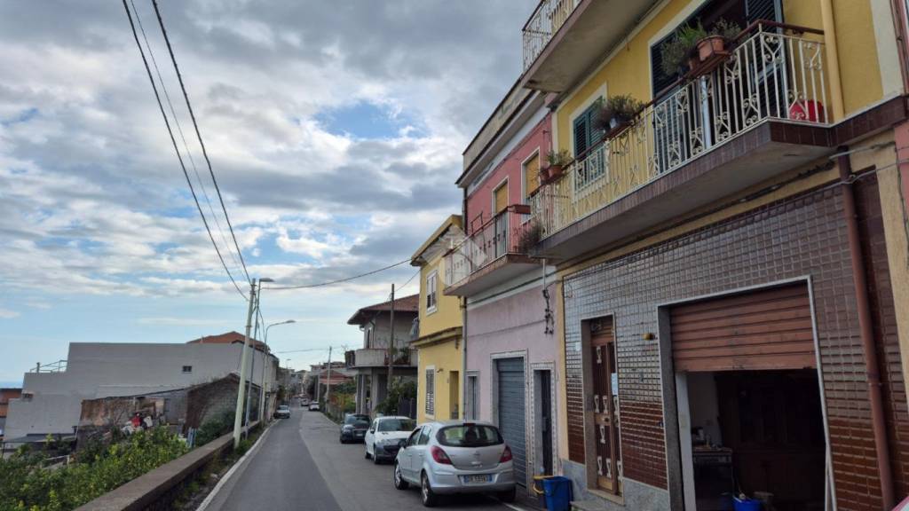 casa indipendente in vendita a Mascali in zona Santa Venera