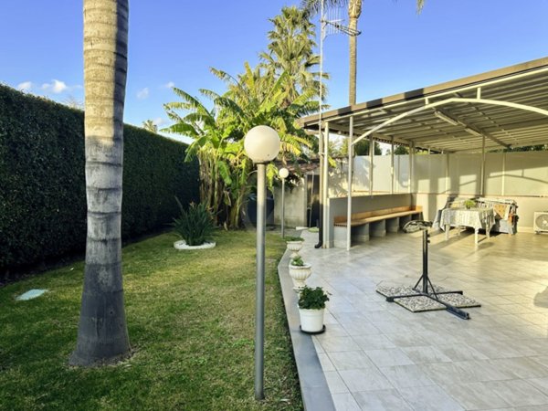 casa indipendente in vendita a Mascali
