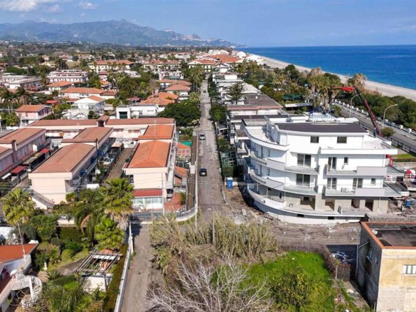 appartamento in vendita a Mascali in zona Fondachello