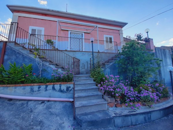 appartamento in vendita a Mascali in zona Santa Venera