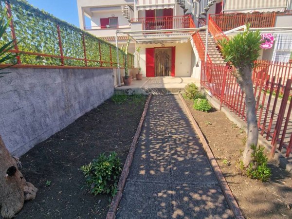 appartamento in vendita a Mascali in zona Fondachello