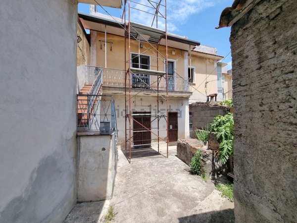 casa semindipendente in vendita a Mascali in zona Sant'Antonino