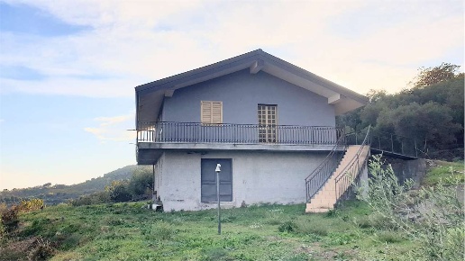 casa indipendente in vendita a Mascali in zona Montargano