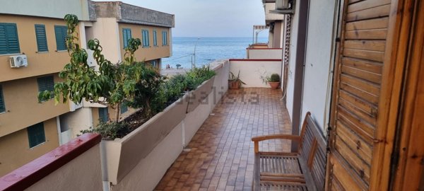 appartamento in vendita a Mascali in zona Fondachello