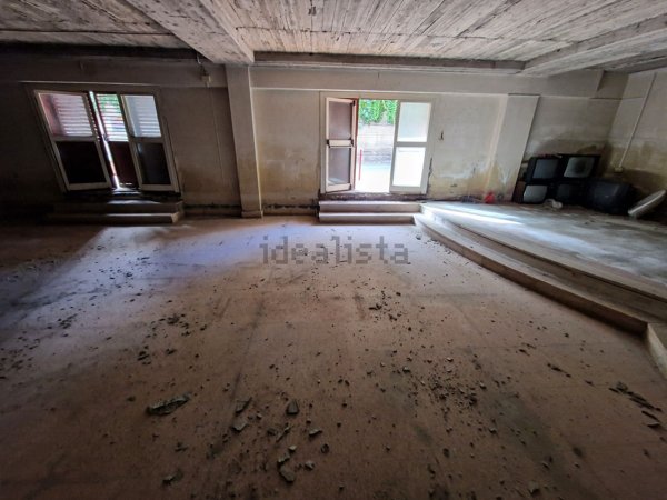 locale di sgombero in vendita a Mascali in zona Fondachello