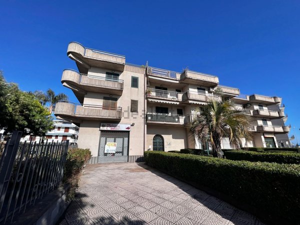 locale commerciale in vendita a Mascali