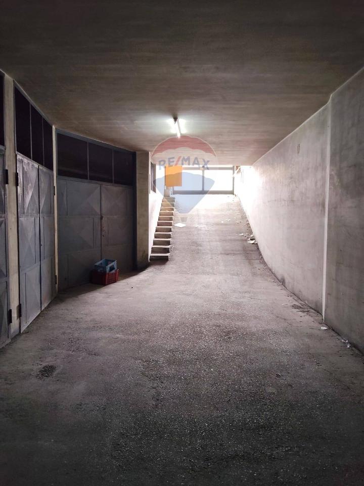 locale di sgombero in vendita a Mascali