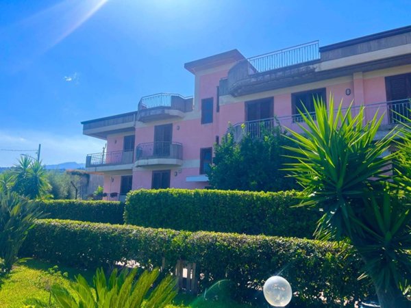 appartamento in vendita a Mascali in zona Fondachello
