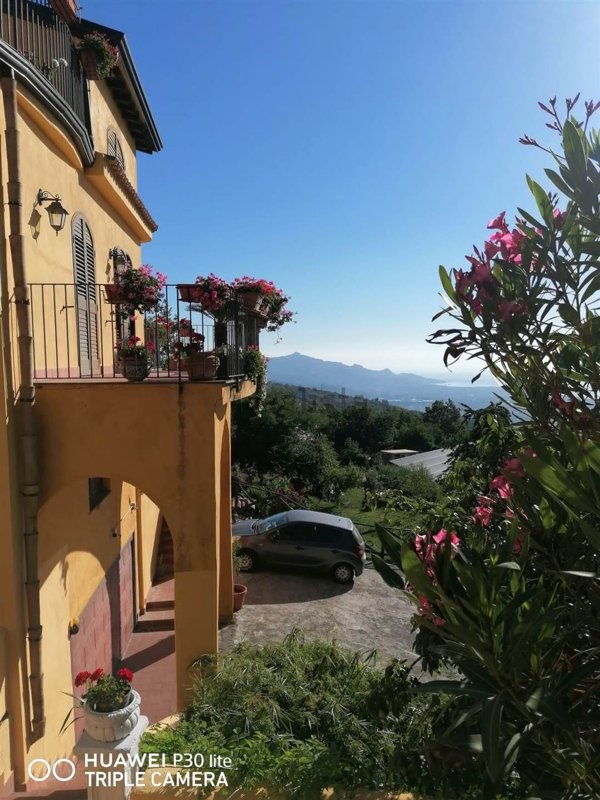 casale in vendita a Mascali in zona Puntalazzo