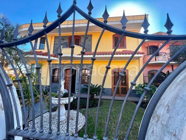casa indipendente in vendita a Mascali in zona Fondachello