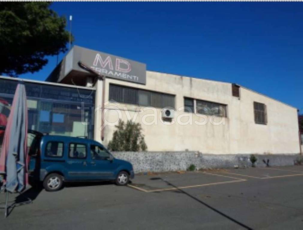 locale commerciale in vendita a Mascali in zona Nunziata