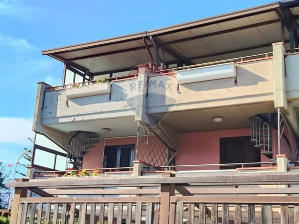 casa indipendente in vendita a Mascali in zona Fondachello
