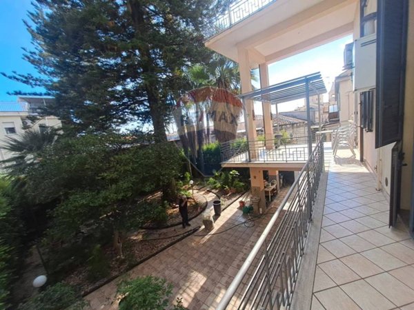 intera palazzina in vendita a Mascali