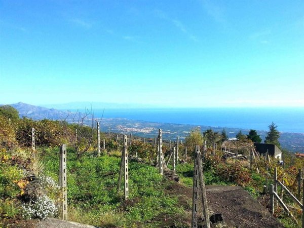 casa indipendente in vendita a Mascali in zona Montargano