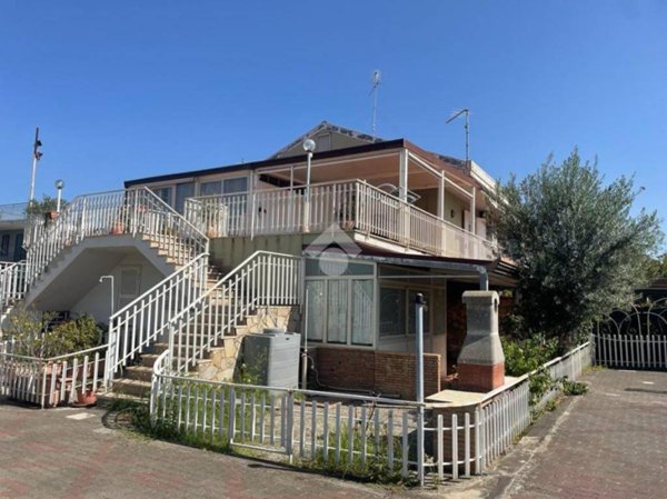 appartamento in vendita a Mascali in zona Fondachello