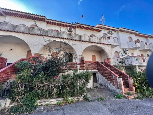 casa indipendente in vendita a Mascali in zona Fondachello