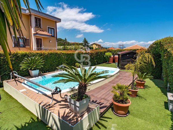 casa indipendente in vendita a Mascali