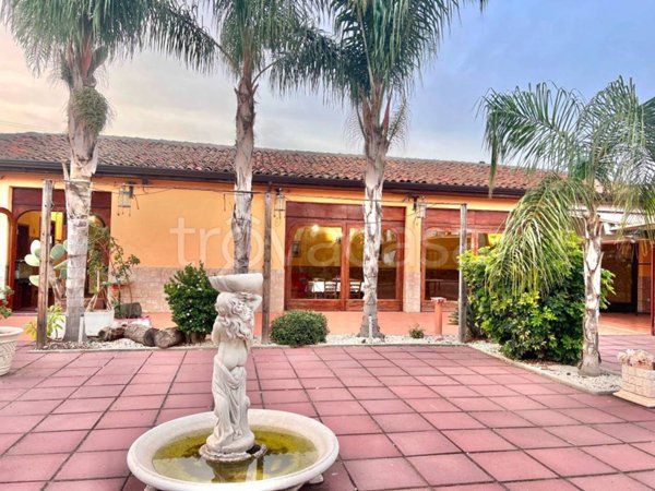 negozio in vendita a Mascali in zona Nunziata