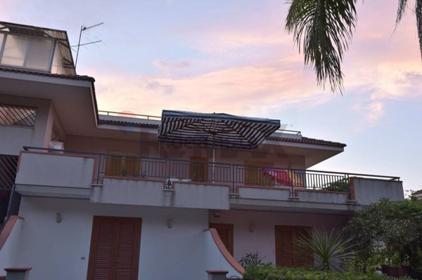 casa indipendente in vendita a Mascali in zona Fondachello