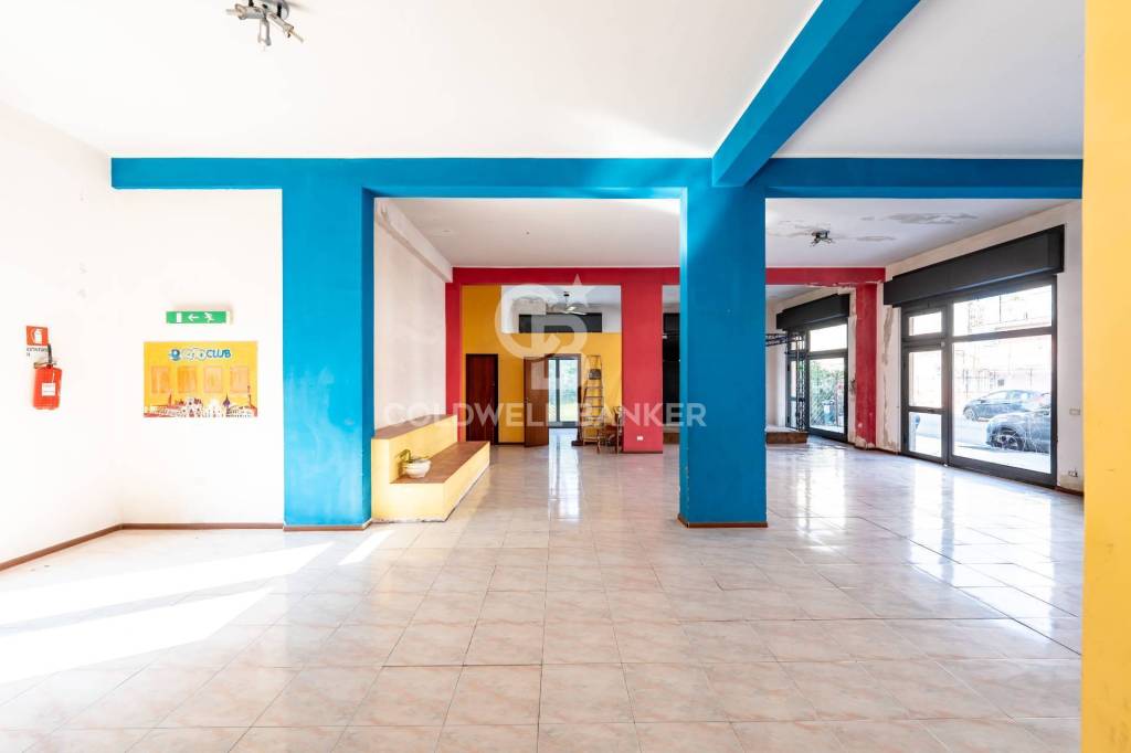 negozio in vendita a Mascali