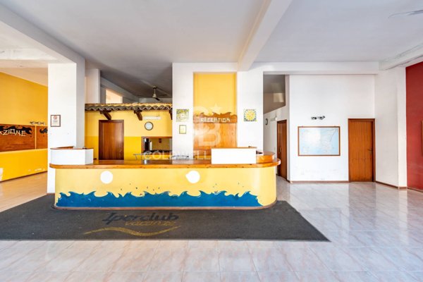 locale commerciale in vendita a Mascali