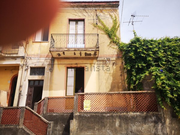 casa indipendente in vendita a Mascali in zona Puntalazzo