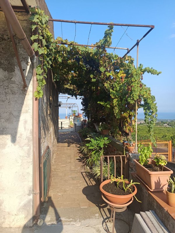 casa indipendente in vendita a Mascali