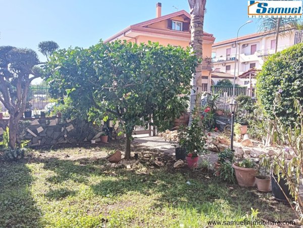 casa indipendente in vendita a Mascali