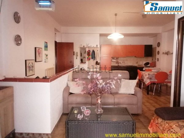 appartamento in vendita a Mascali in zona Fondachello