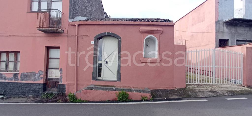 casa indipendente in vendita a Mascali in zona Santa Venera