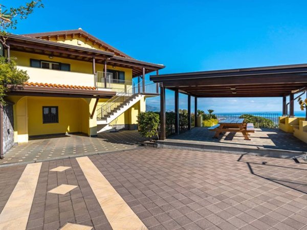 casa indipendente in vendita a Mascali