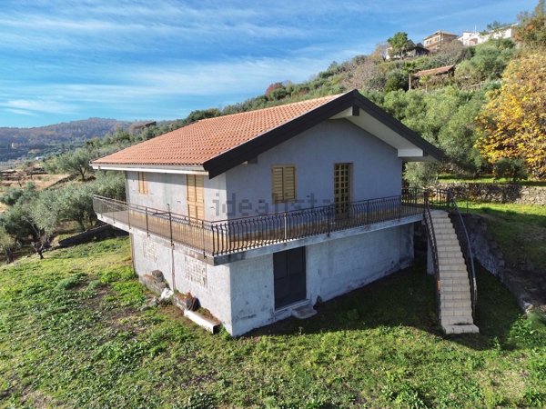 casa indipendente in vendita a Mascali in zona Montargano