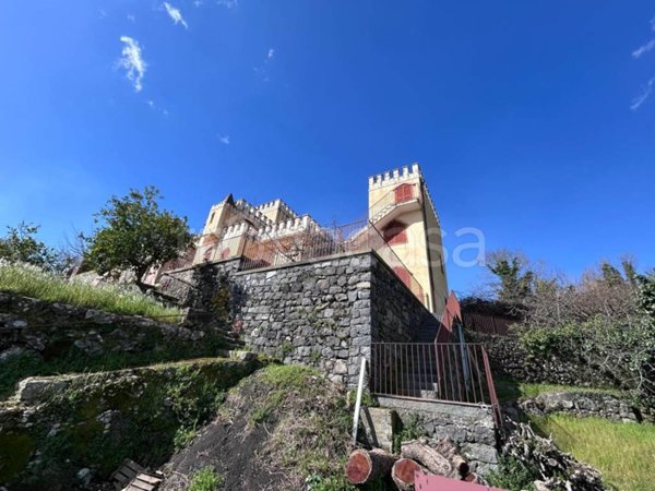 casa indipendente in vendita a Mascali in zona Puntalazzo