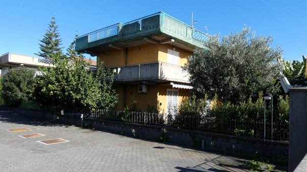 appartamento in vendita a Mascali in zona Fondachello