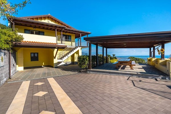 casa indipendente in vendita a Mascali