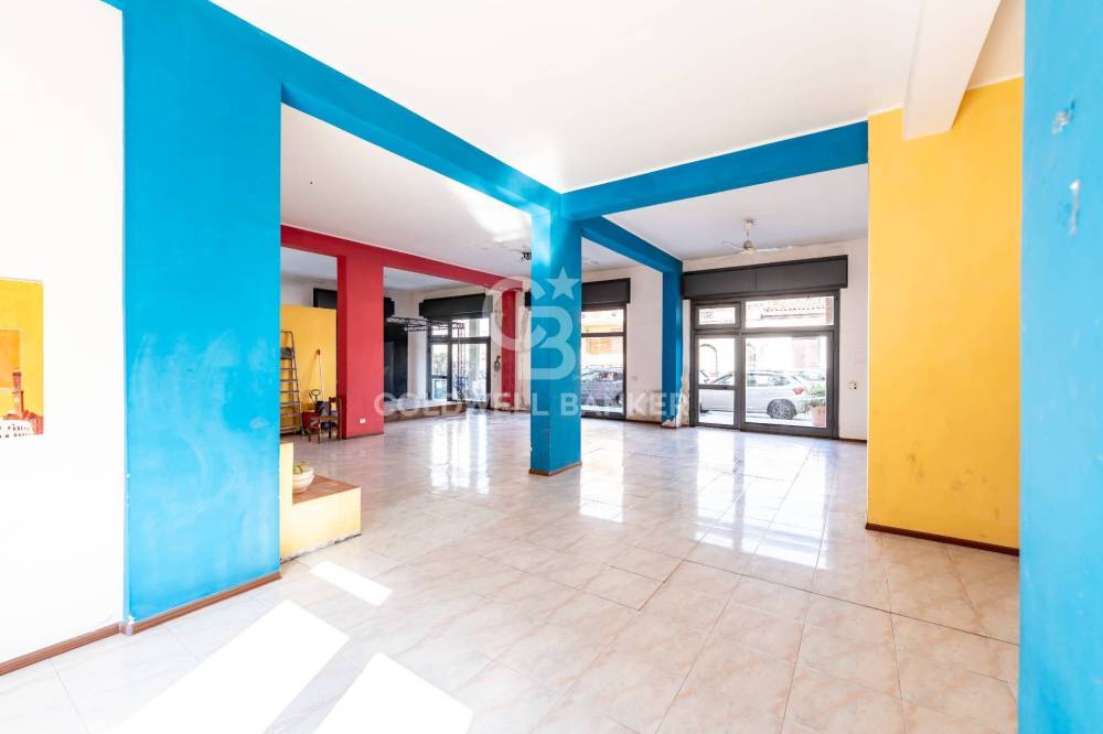 negozio in vendita a Mascali