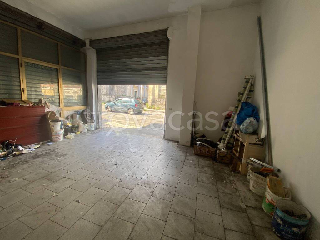 negozio in vendita a Mascali