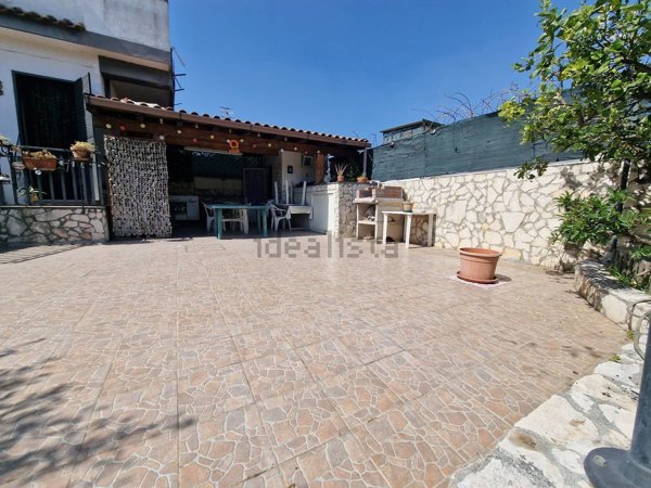 casa indipendente in vendita a Mascali in zona Fondachello