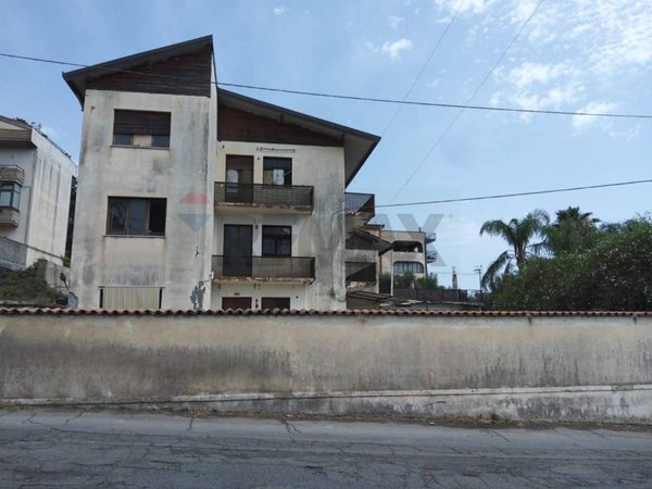 casa indipendente in vendita a Mascali in zona Fondachello