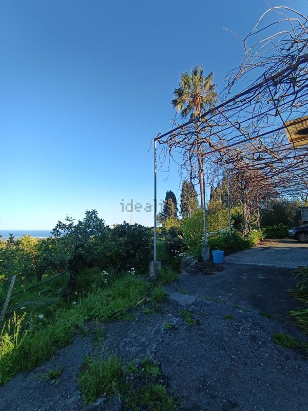 casa indipendente in vendita a Mascali in zona Santa Venera