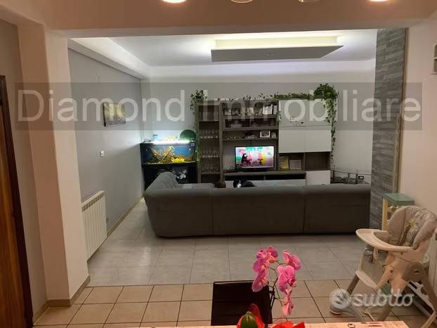 appartamento in vendita a Mascali in zona Puntalazzo