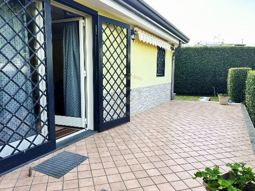 casa indipendente in vendita a Mascali in zona Fondachello