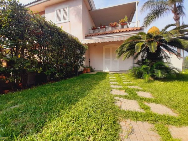 appartamento in vendita a Mascali in zona Fondachello