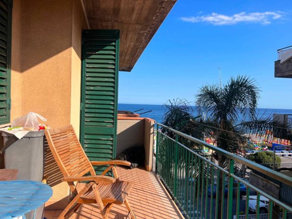 appartamento in vendita a Mascali in zona Fondachello